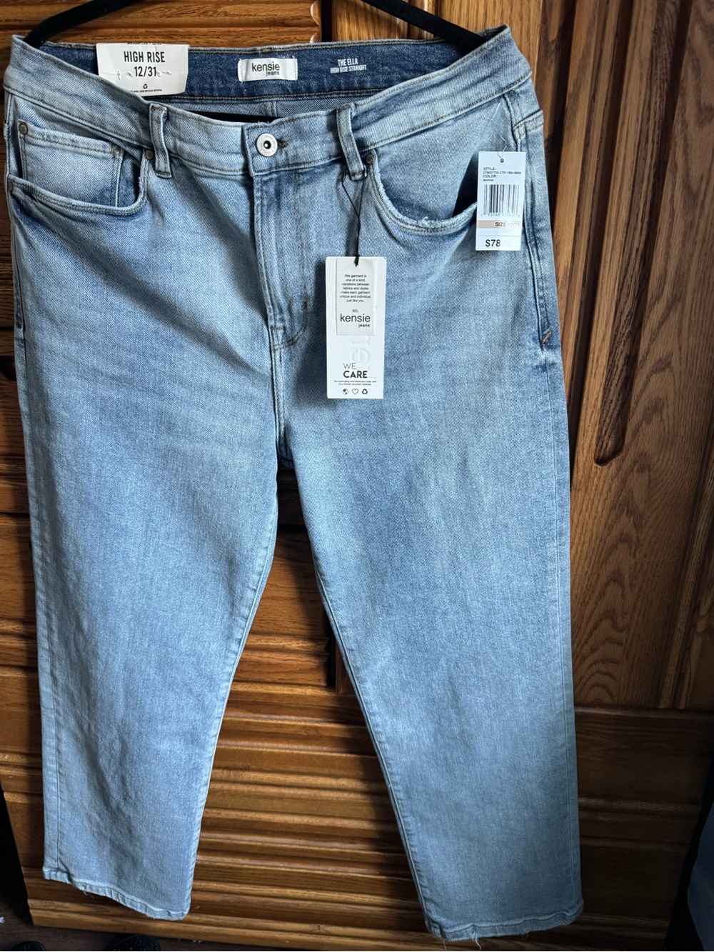 kensie High-Rise Light Blue Wash Cropped Jeans size 12/31